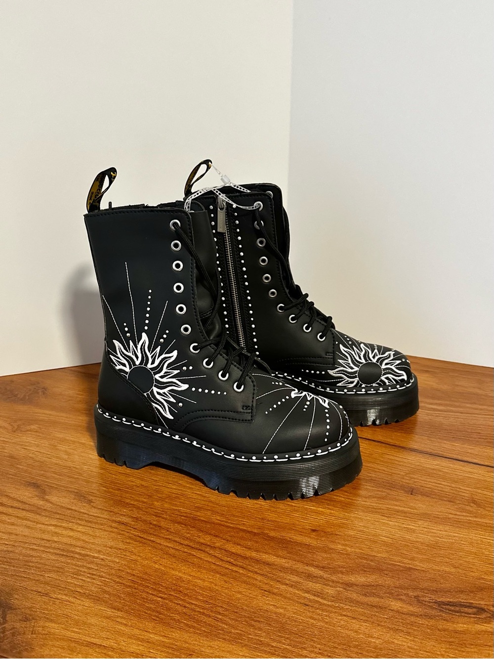 Dr. Martens Jadon Hi Solar Flare Boots - Wmns 7
